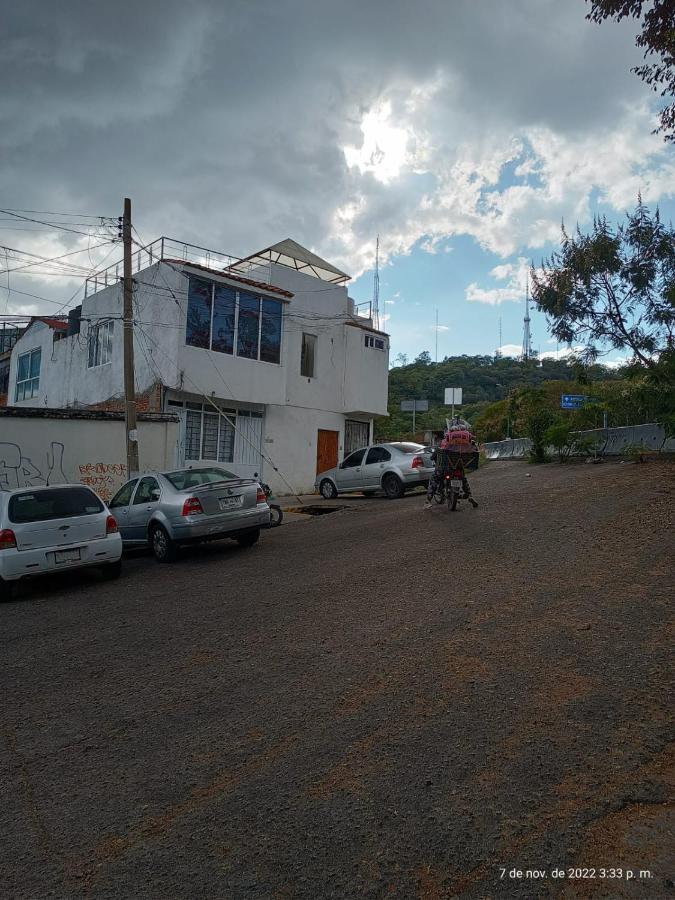 Casa De Claudia Y Hugo Bed and Breakfast Oaxaca Esterno foto